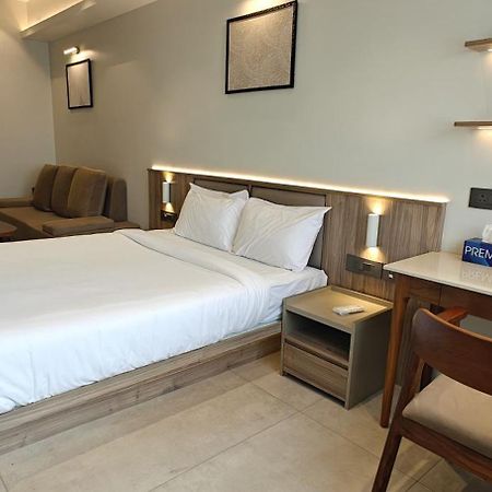Alite Enclaves Fully Furnished Apartments Thrissur Eksteriør bilde