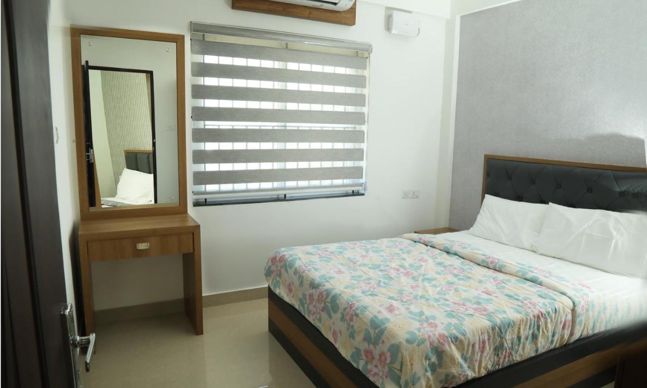 Alite Enclaves Fully Furnished Apartments Thrissur Eksteriør bilde